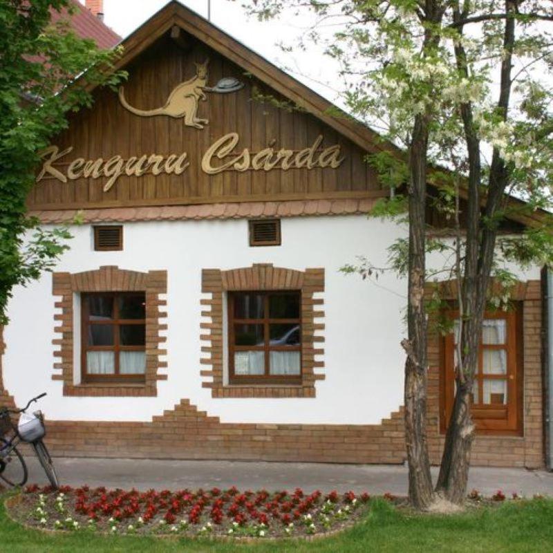 Hotel Kenguru Panzio Hódmezővásárhely Exteriér fotografie