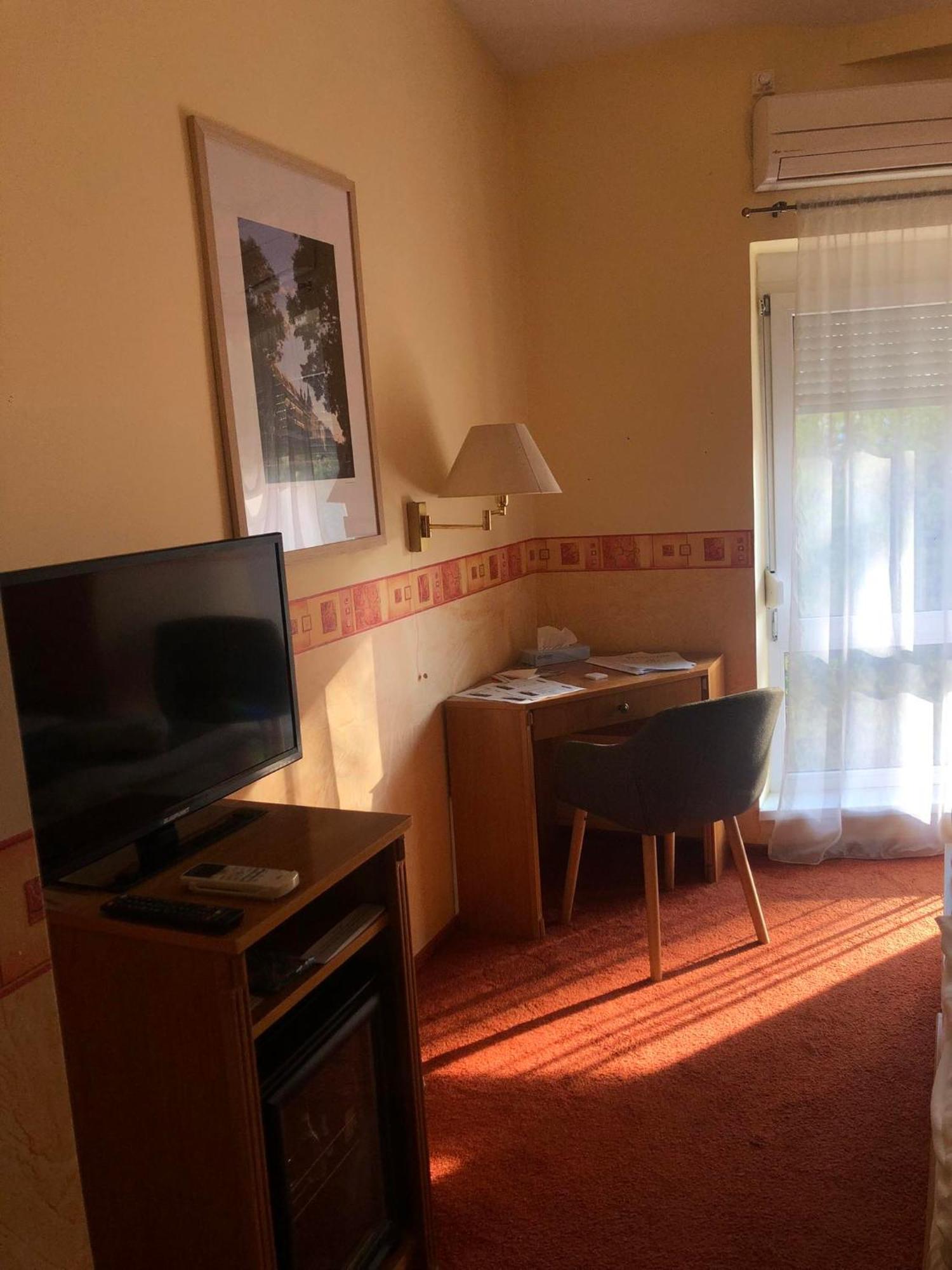 Hotel Kenguru Panzio Hódmezővásárhely Exteriér fotografie
